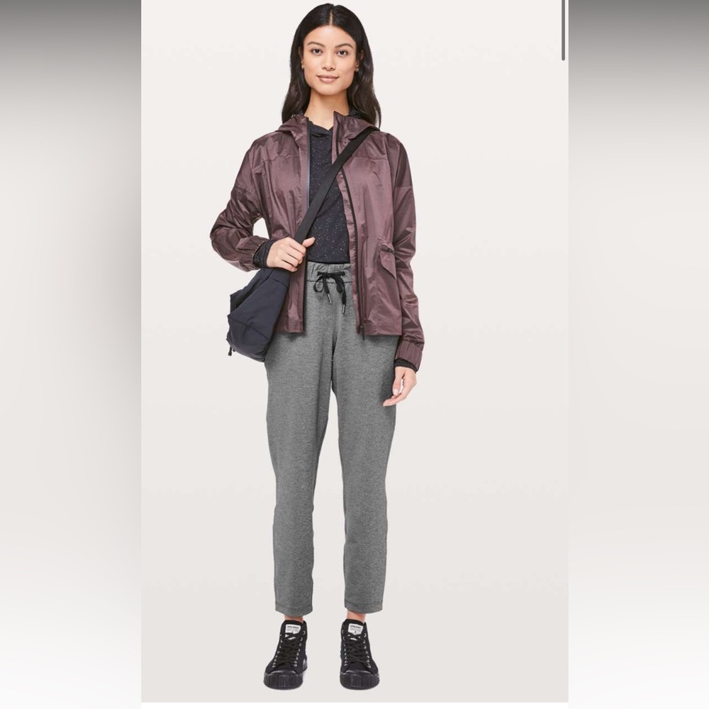 Lululemon $118 On The Fly Pant Heathered Black 14